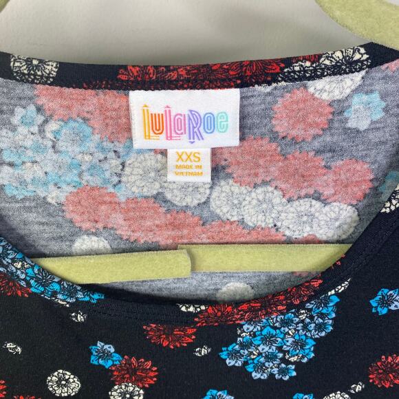 LulaRoe American Flag floral tunic - Picture 2 of 6